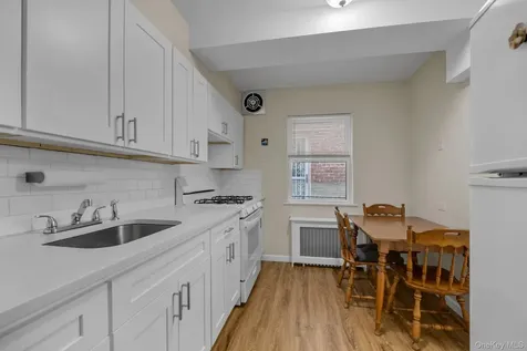 1870 Hering Avenue Bronx NY 10461