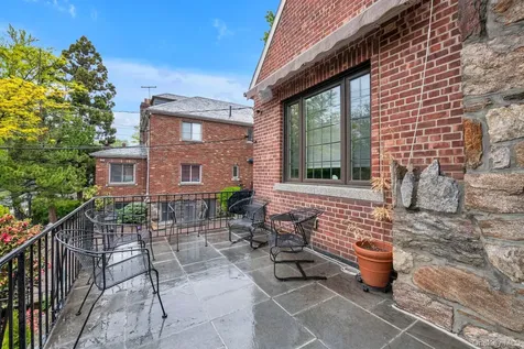1870 Hering Avenue Bronx NY 10461