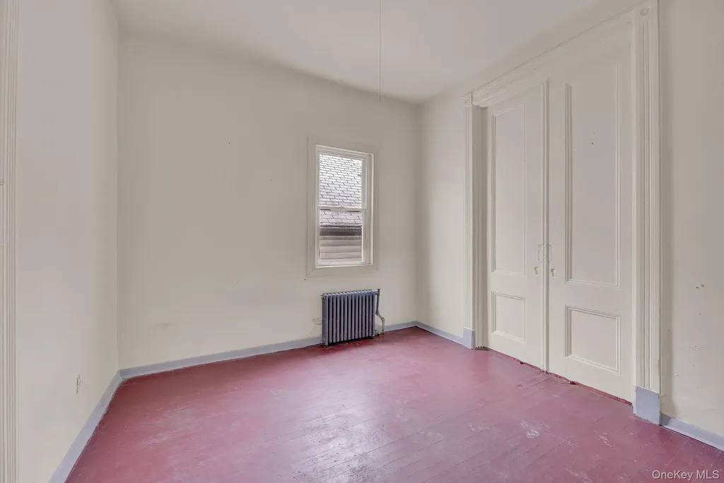 43-44 164th Street Flushing NY 11358
