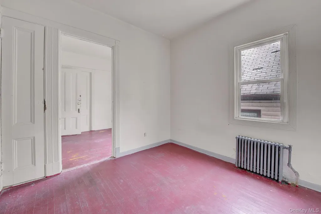 43-44 164th Street Flushing NY 11358