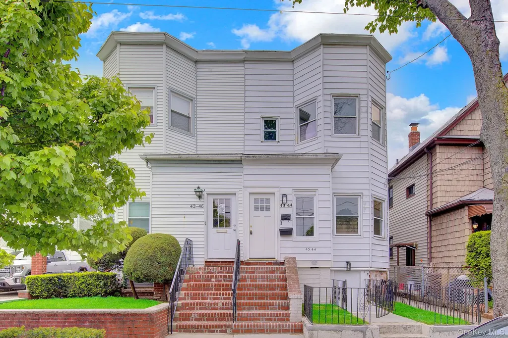 43-44 164th Street Flushing NY 11358