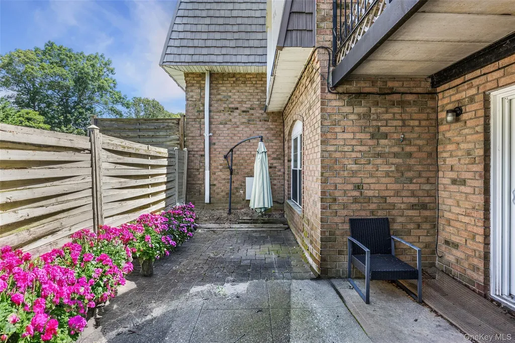 655 Middle Country Road Coram NY 11727
