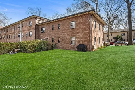 9 Manchester Road Eastchester NY 10709