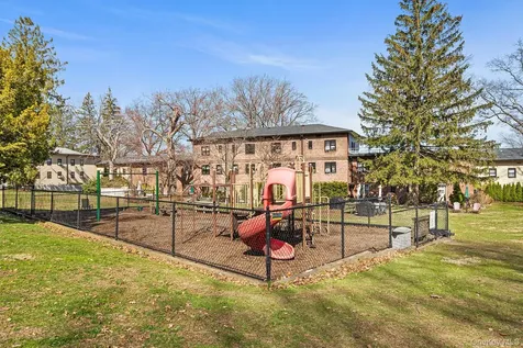 9 Manchester Road Eastchester NY 10709