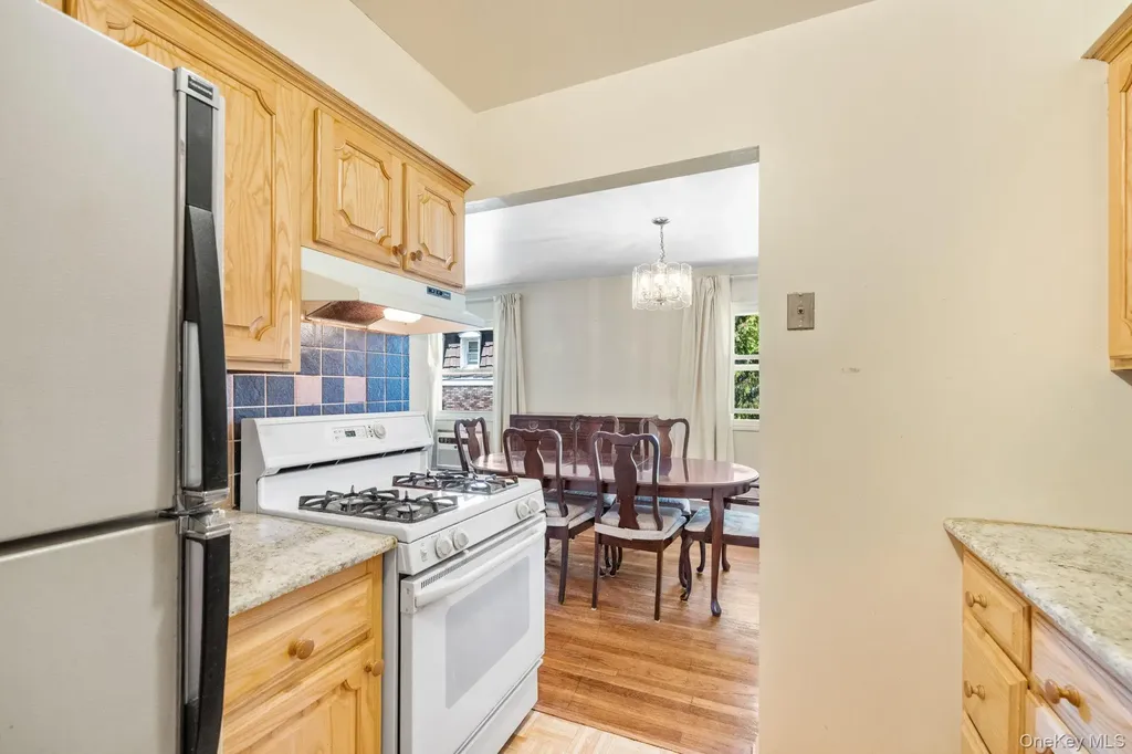 12 Normandy Village Nanuet NY 10954