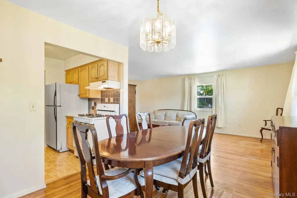 12 Normandy Village Nanuet NY 10954