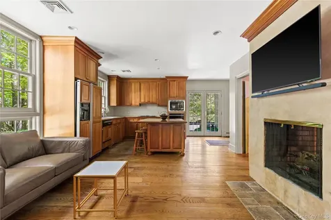 158 Mead Street Waccabuc NY 10597
