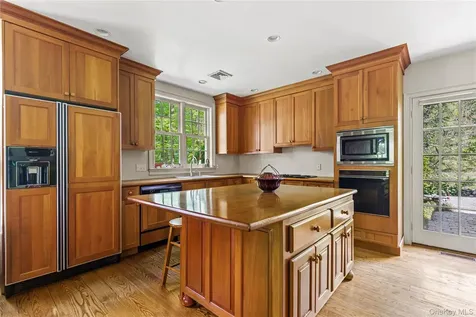 158 Mead Street Waccabuc NY 10597