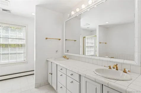 158 Mead Street Waccabuc NY 10597
