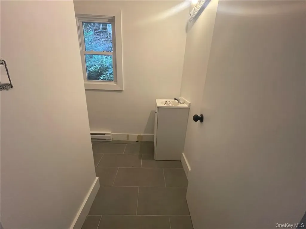 18 Mccune Place Wurtsboro NY 12790