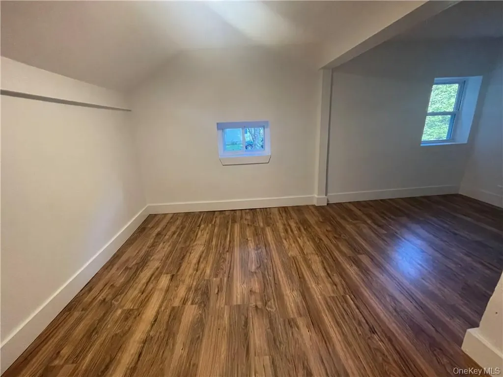 18 Mccune Place Wurtsboro NY 12790