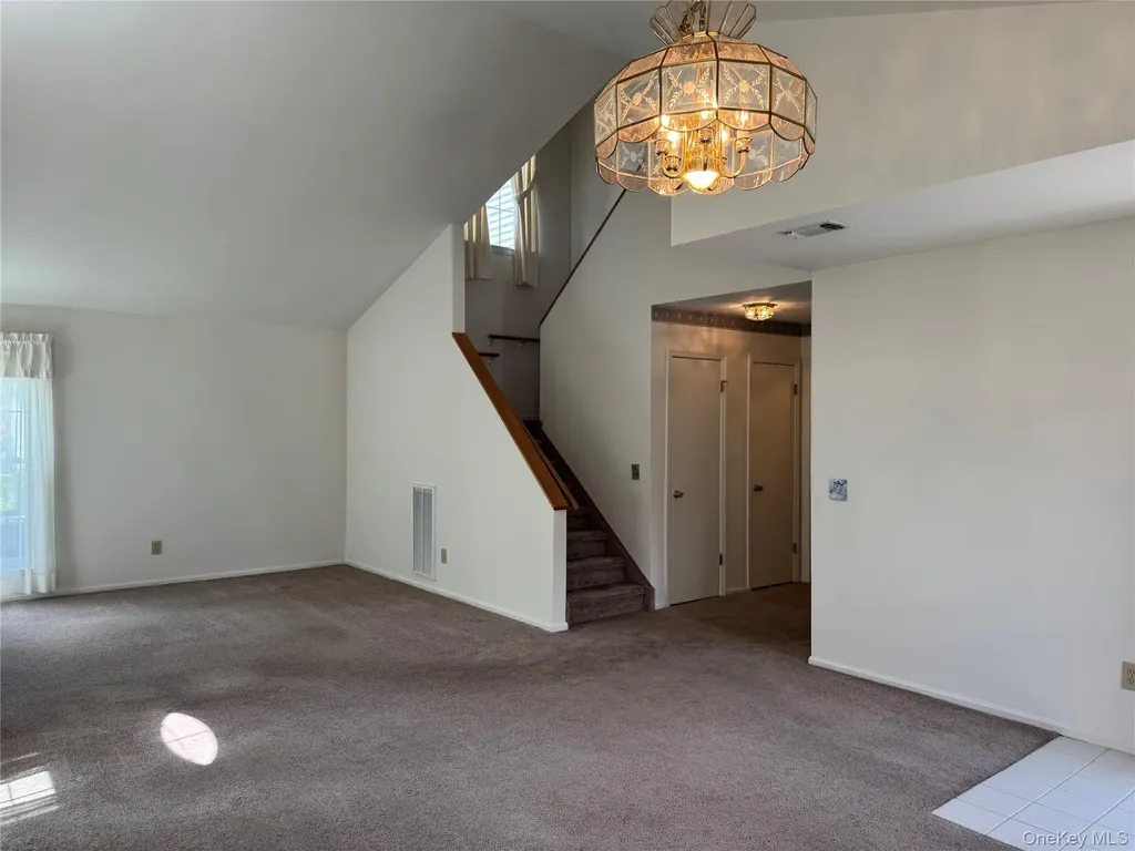 24 Olde Wagon Road Warwick NY 10990