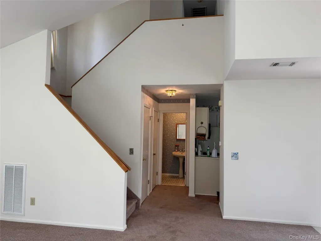 24 Olde Wagon Road Warwick NY 10990