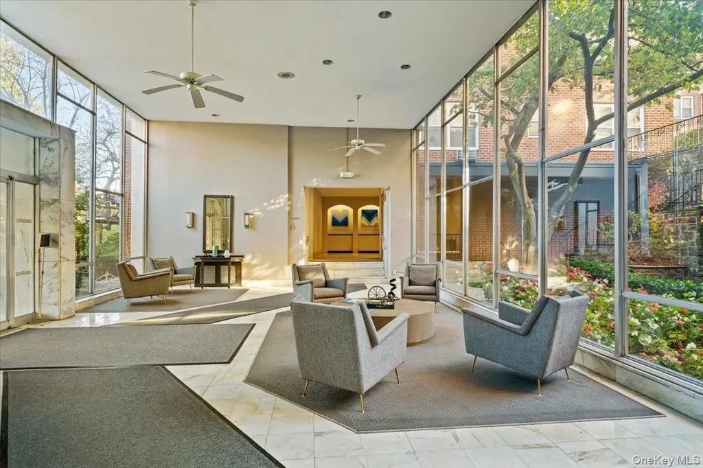 281 Garth Road Scarsdale NY 10583