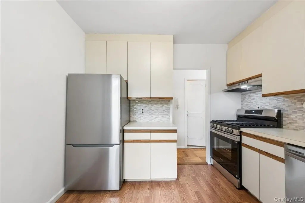 281 Garth Road Scarsdale NY 10583
