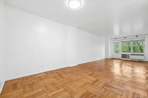 281 Garth Road Scarsdale NY 10583