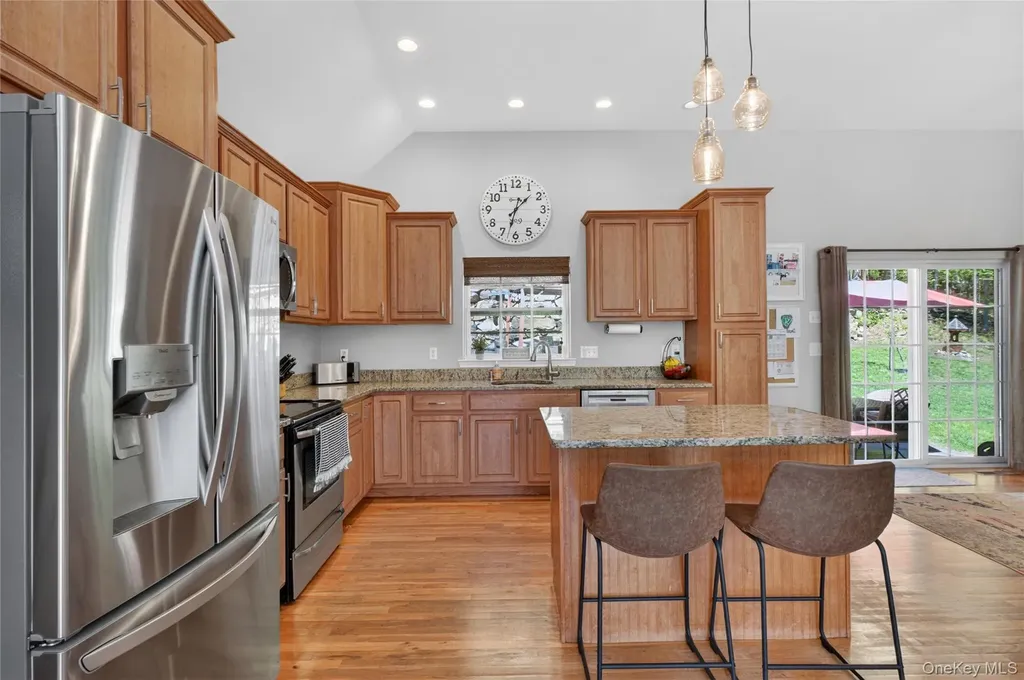 22 Hazel Hill Road Mahopac NY 10541