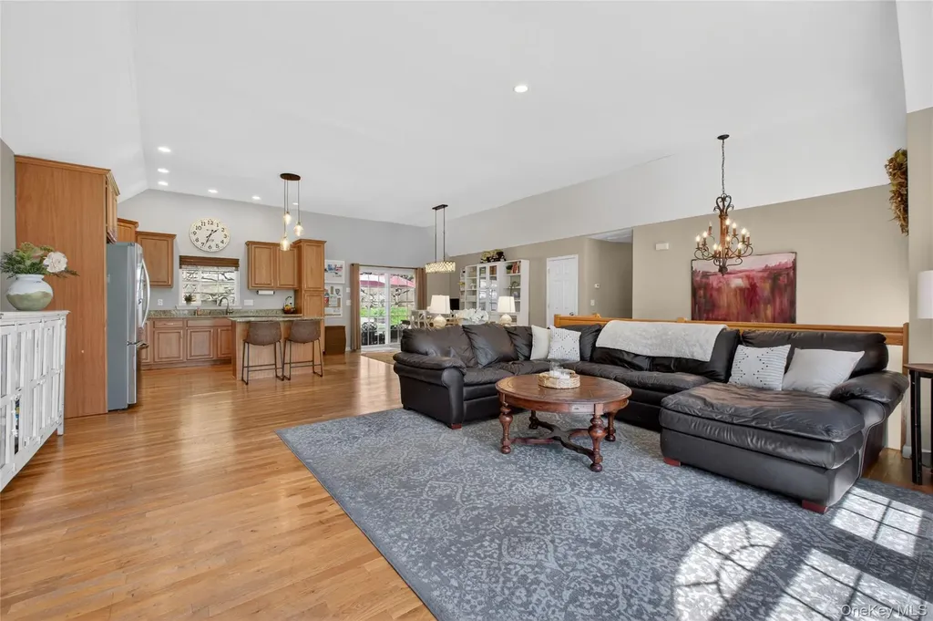 22 Hazel Hill Road Mahopac NY 10541
