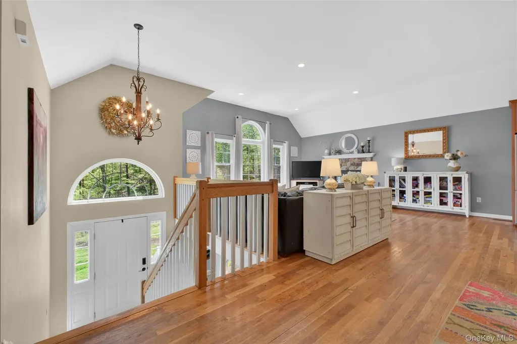 22 Hazel Hill Road Mahopac NY 10541