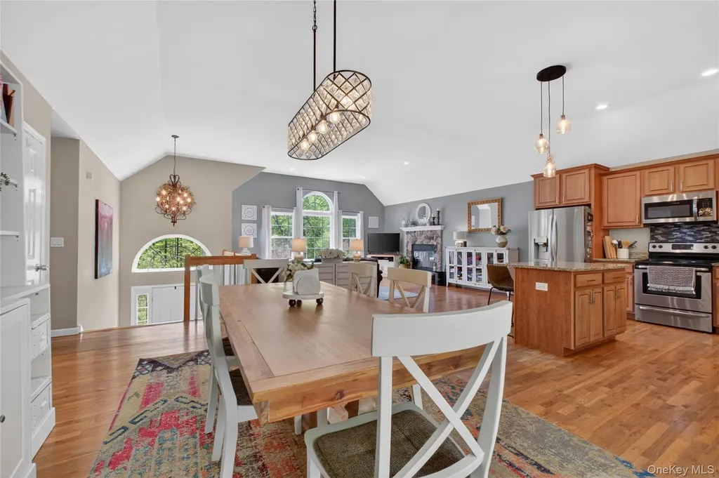 22 Hazel Hill Road Mahopac NY 10541