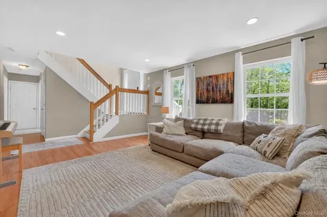 22 Hazel Hill Road Mahopac NY 10541