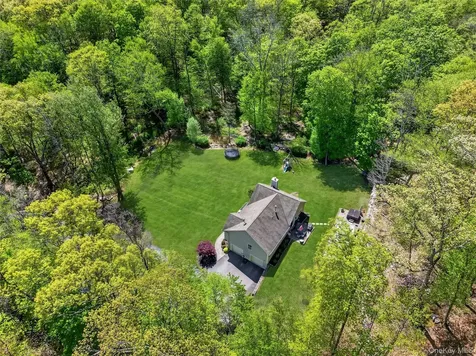 22 Hazel Hill Road Mahopac NY 10541