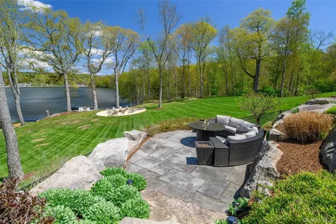 6 Brookside Lane North Salem NY 10560