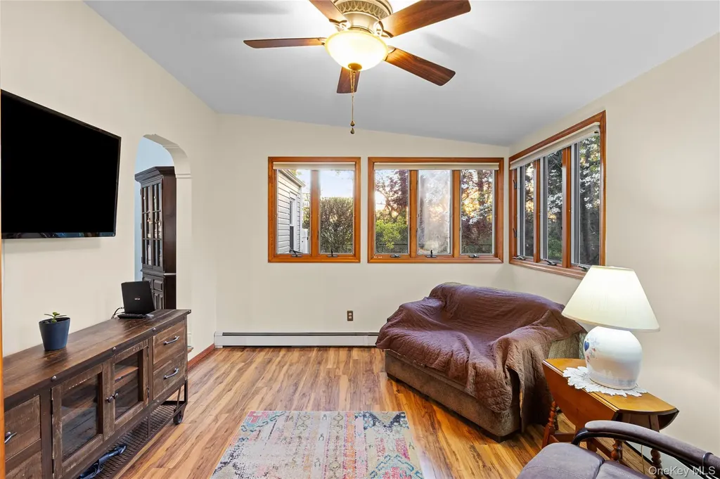 7 W Elm Street Islip NY 11751