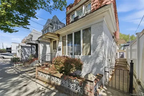 66-71 70TH Street Middle Village NY 11379