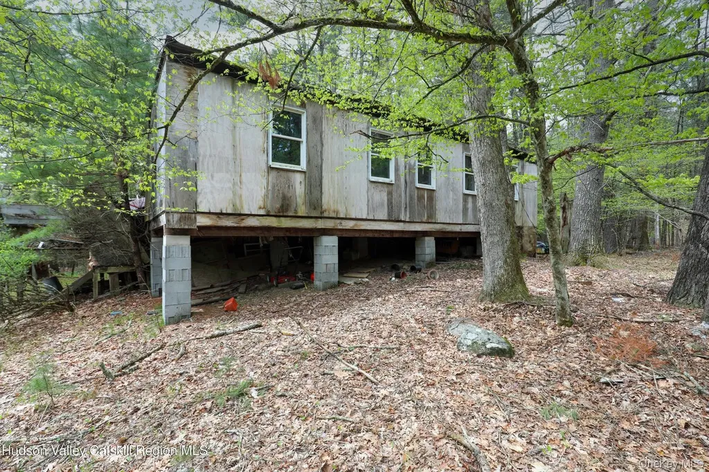 44 Pine Grove Road Kerhonkson NY 12446