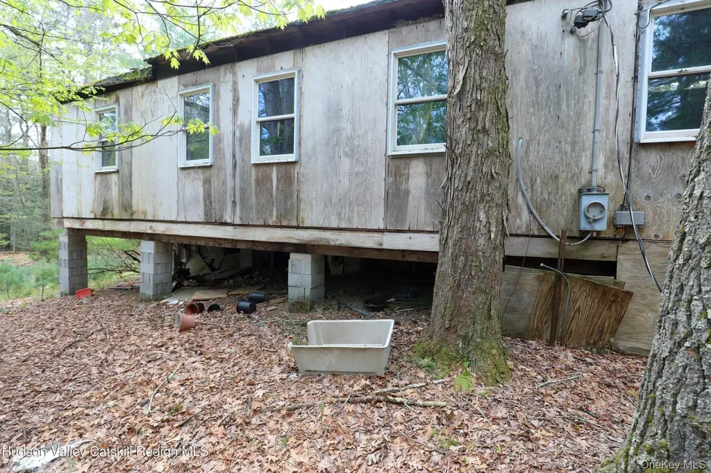 44 Pine Grove Road Kerhonkson NY 12446