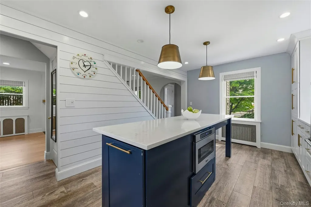 45 Locust Place Manhasset NY 11030