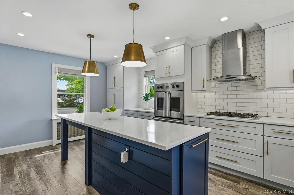 45 Locust Place Manhasset NY 11030