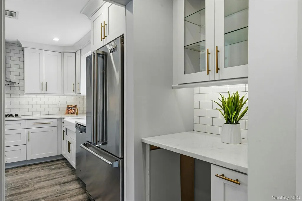 45 Locust Place Manhasset NY 11030