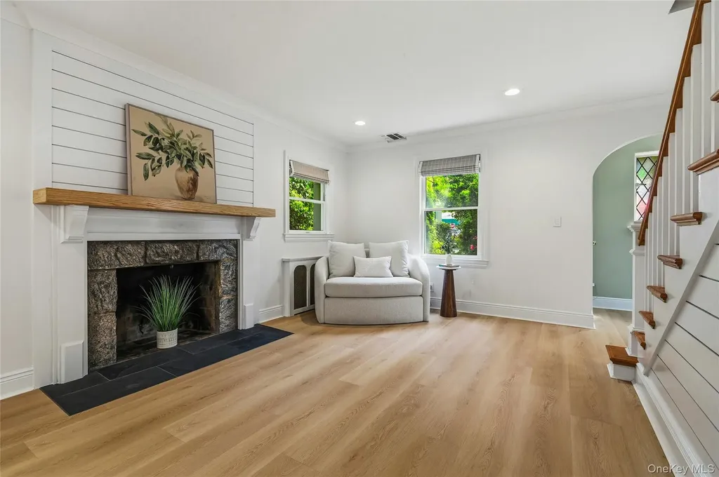45 Locust Place Manhasset NY 11030
