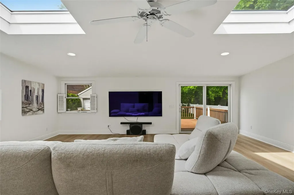 45 Locust Place Manhasset NY 11030