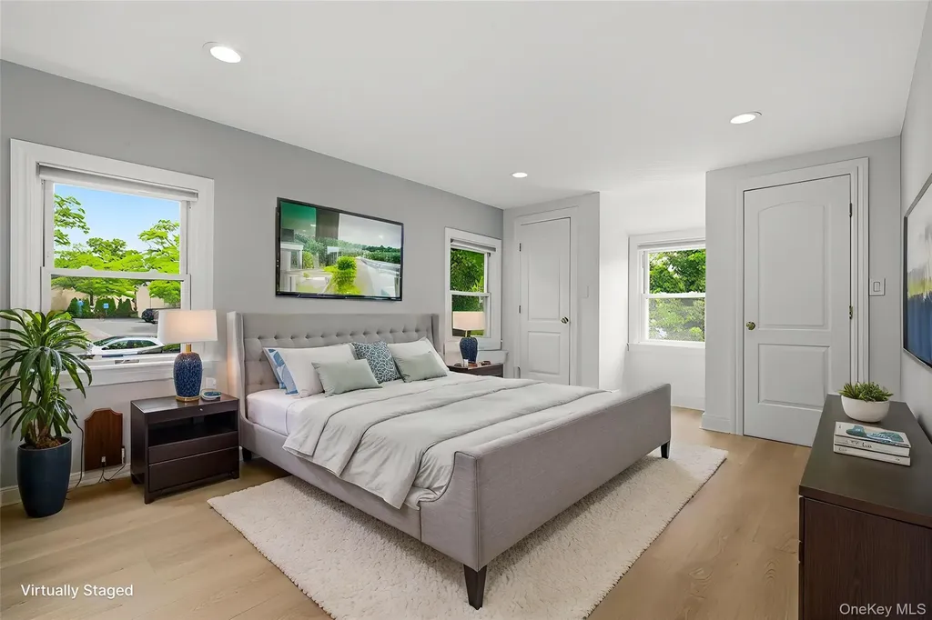 45 Locust Place Manhasset NY 11030