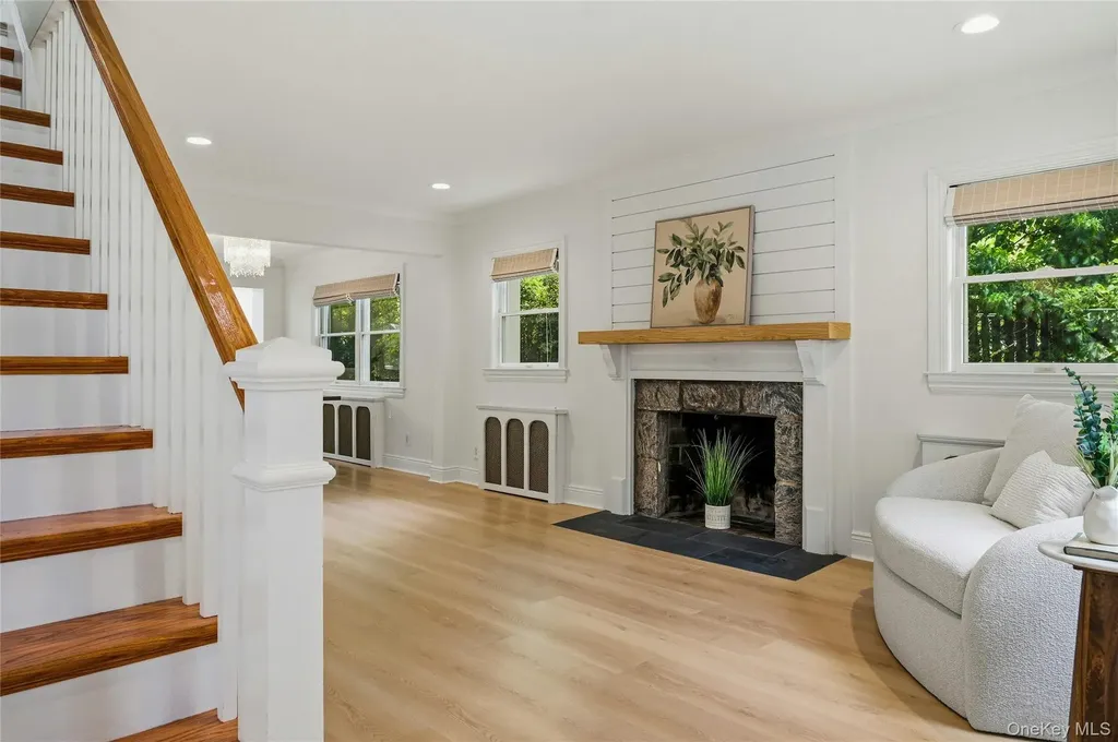 45 Locust Place Manhasset NY 11030