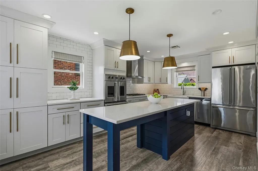 45 Locust Place Manhasset NY 11030