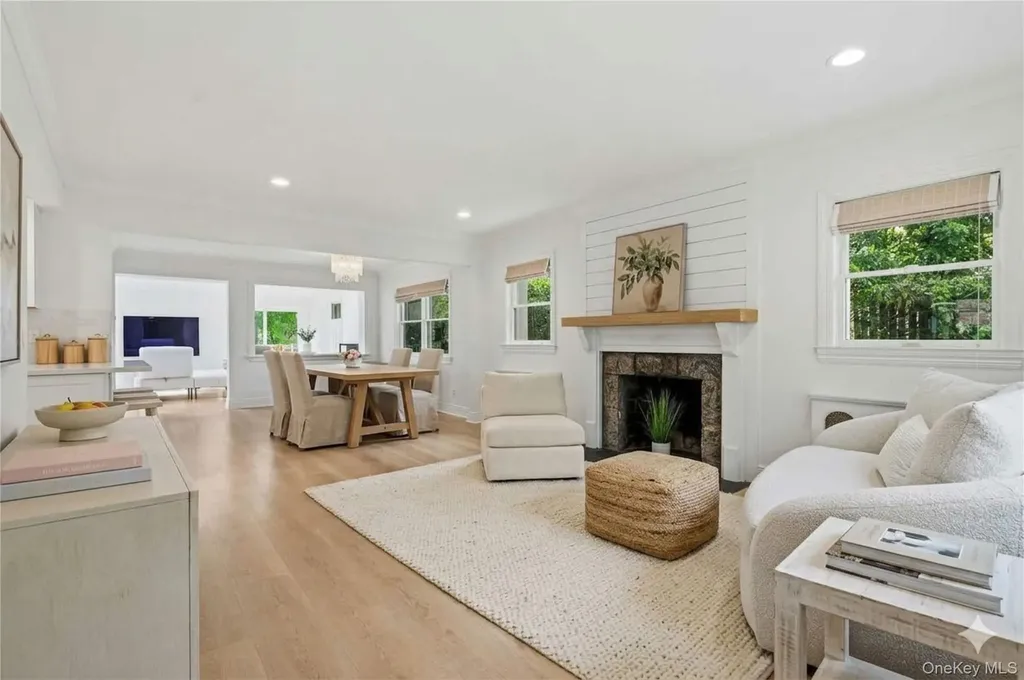45 Locust Place Manhasset NY 11030