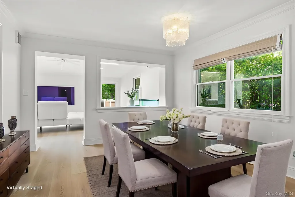 45 Locust Place Manhasset NY 11030
