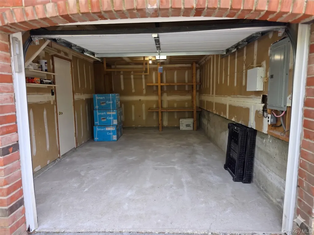 16 Birch Drive Ronkonkoma NY 11779