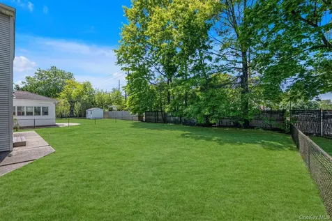 161 Rose Lane New Hyde Park NY 11040