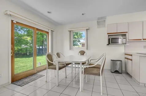 161 Rose Lane New Hyde Park NY 11040