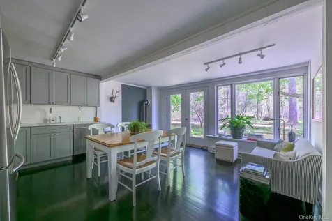 180 Collins Street Hillsdale NY 12529