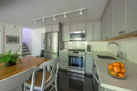 180 Collins Street Hillsdale NY 12529