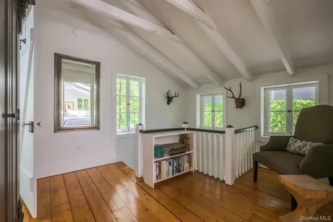 180 Collins Street Hillsdale NY 12529