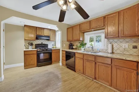 658 Ridge Street Peekskill NY 10566