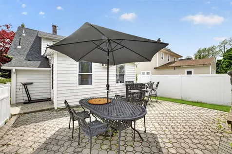 658 Ridge Street Peekskill NY 10566