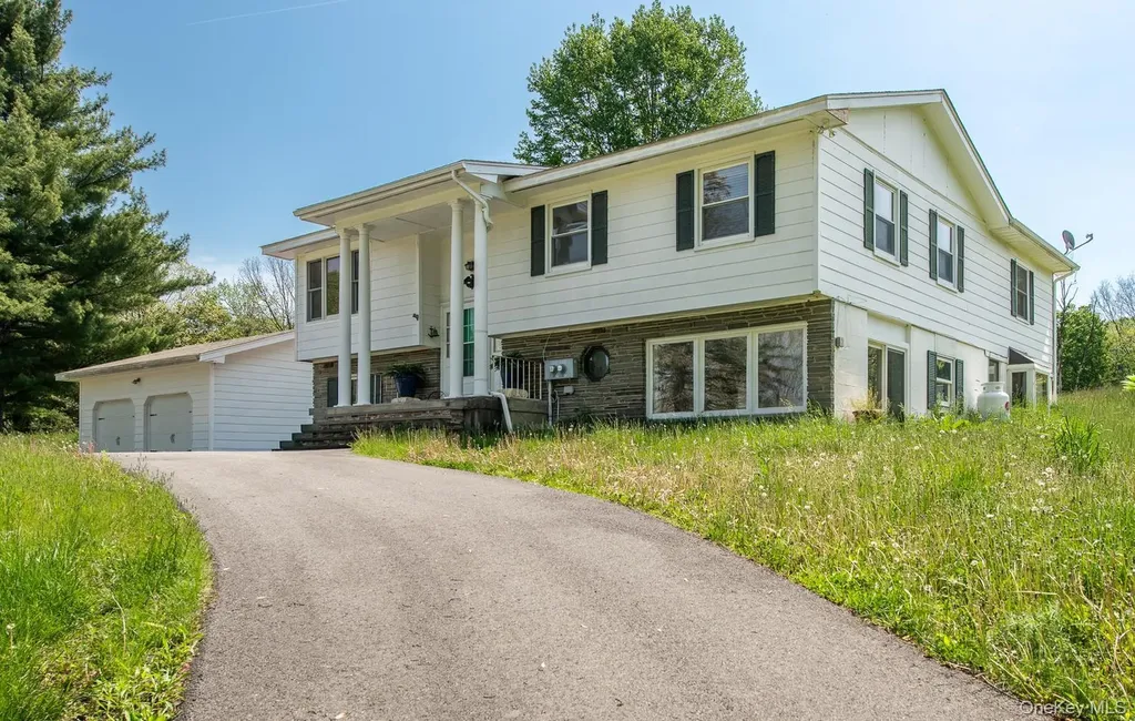 1360 Centre Road Rhinebeck NY 12572